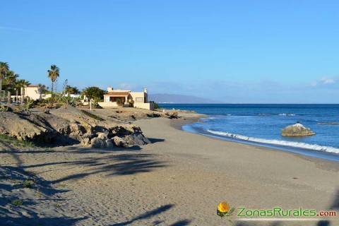 La playa de Mjacar