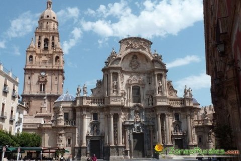 Murcia, el sol por los cinco sentidos