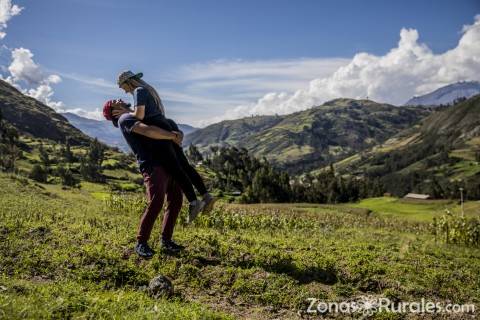 Verano y casa rural van de la mano - iStock