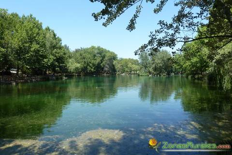 Una ruta por los manantiales del lago de Anna