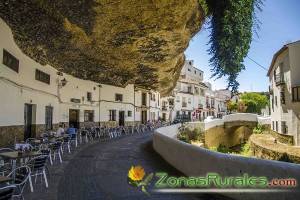 Setenil de las Bodegas, ideal como destino rural