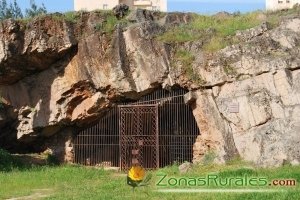 Viajar a la prehistoria: Cceres y la Cueva de Maltravieso