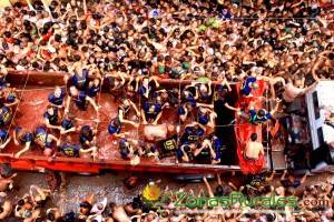 Viajar a La Tomatina de Buol, turismo rural en el interior de Valencia